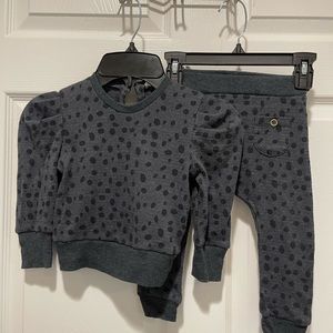 Jessica Simpson Spot Matching Set